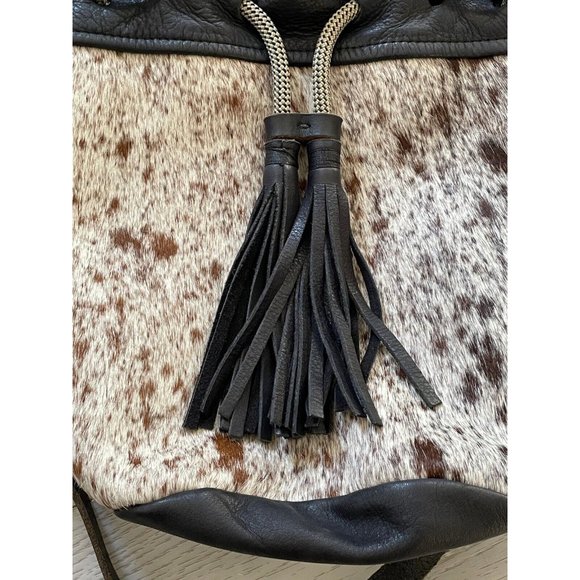 Tote Mariel Bucket Bag Brown & White Cowhide Western  Eleven Thirty in Canada - Picture 2 of 13
